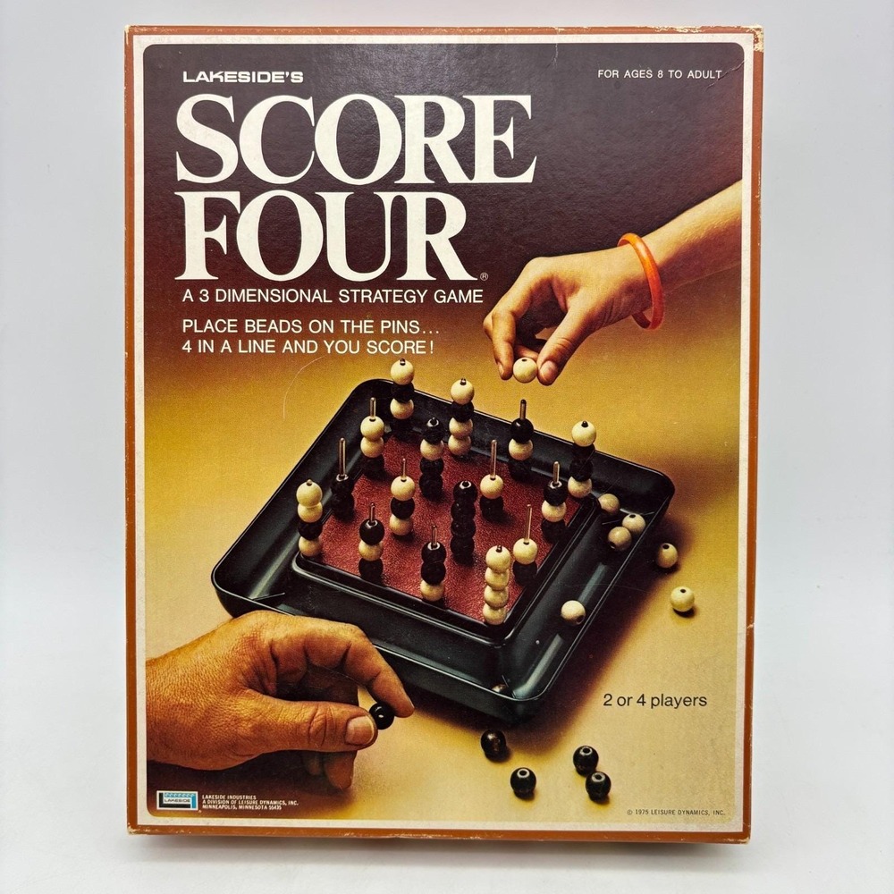 VINTAGE Score Four COMPLETE Lakeside 1975 Plastic Pegs Four in a Row Board Game